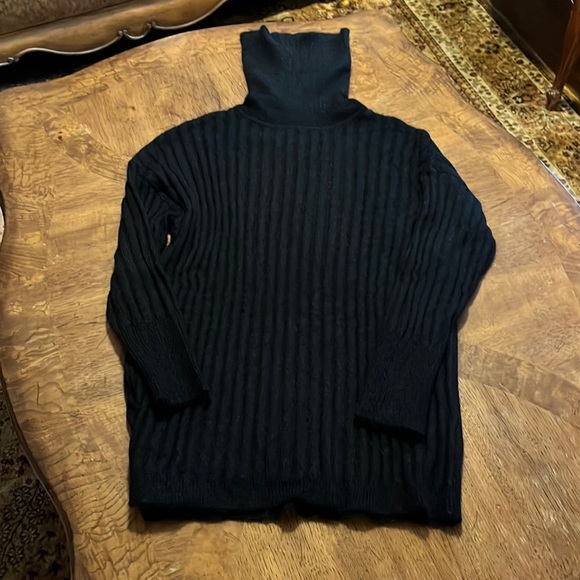 EC size XS Banana Republic Black Oversized Mohair Blend Turtle Neck Sweater - Picture 1 of 7